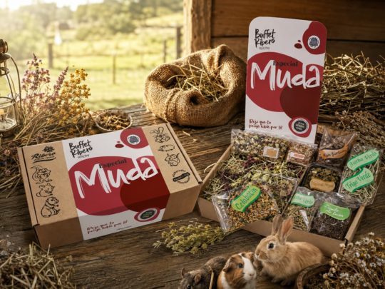 Buffet Healthy Especial Muda Ribero para Coelhos e Pequenos Roedores Buffet Healthy Especial Muda Ribero com feno de festuca, feno de aveia, plantas, flores, raízes e pellets