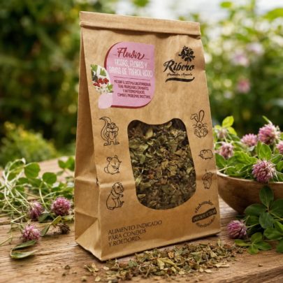 Red Clover for Rabbits and Rodents | FLOWIX Ribero Red clover leaves and flowers for rabbits and small rodents by FLOWIX Ribero